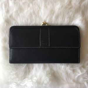 - FIRM - Black Leather Coach Clasp Wallet